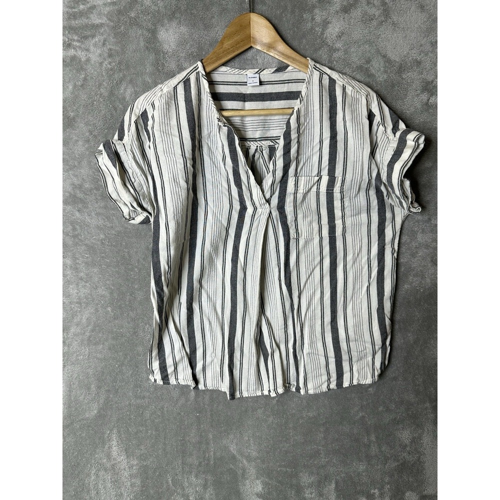 Old Navy Shirt Women's Small‎ Short Sleeve Striped Pocket Beach Coastal